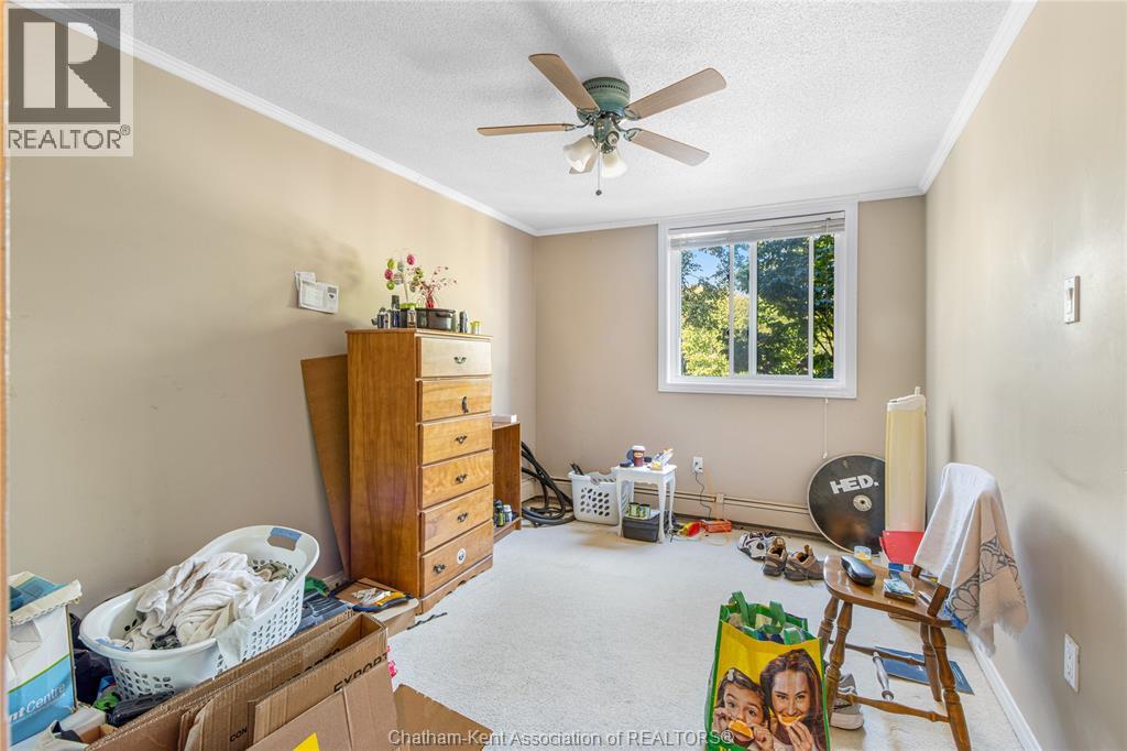 #208 955 GRAND AVENUE West - 13