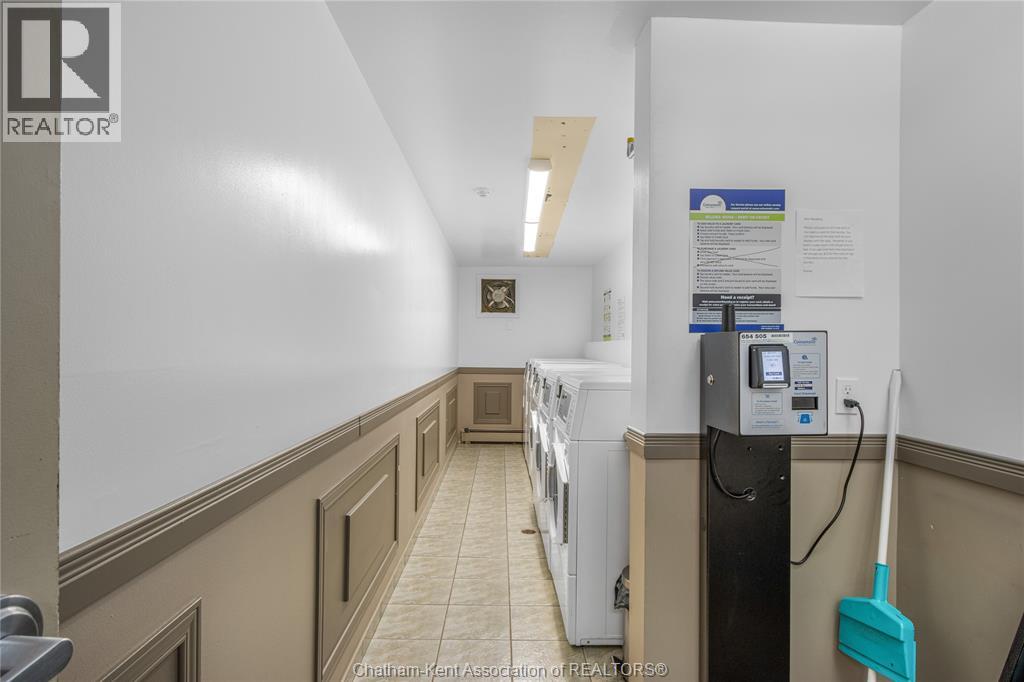 #208 955 GRAND AVENUE West - 20