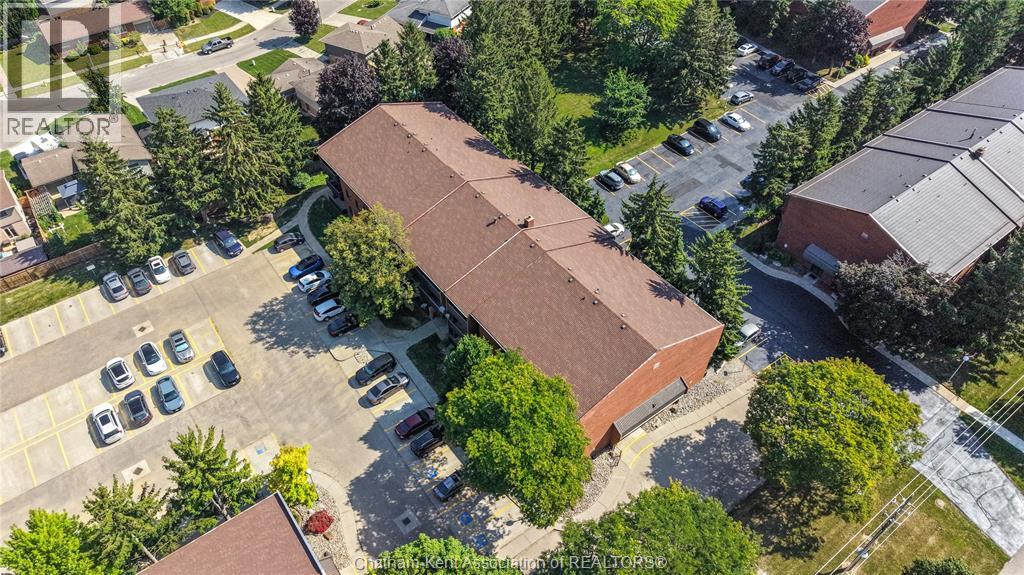 #208 955 GRAND AVENUE West - Image 24