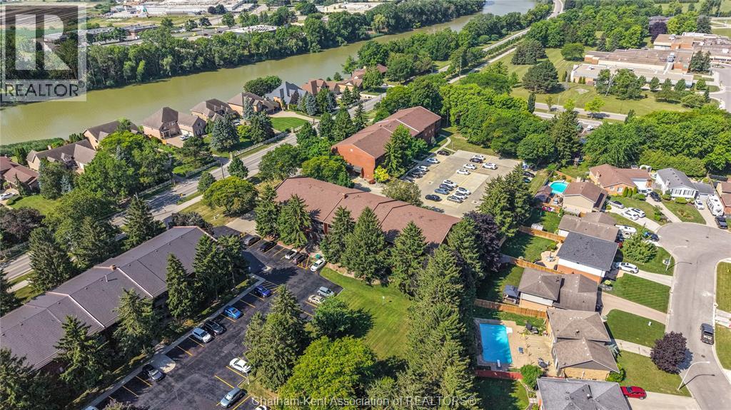 #208 955 GRAND AVENUE West - 30