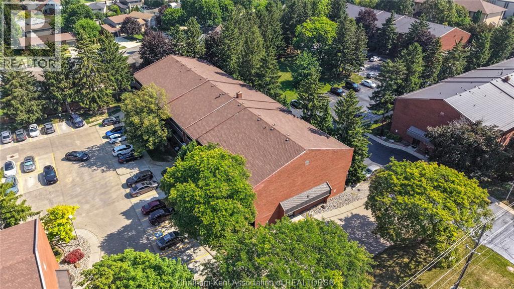 #208 955 GRAND AVENUE West - Image 33