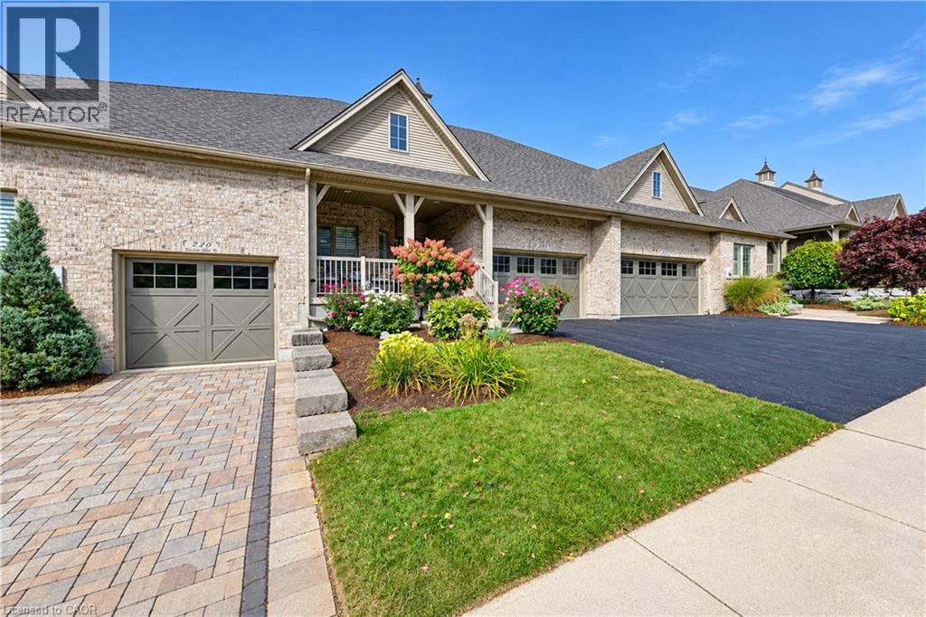 222 CHESTNUT HILL Crescent — photo 2