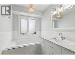 117 Hawkbury Close Nw, Calgary, AB T3G3E3 Photo 25