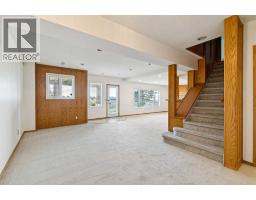 117 Hawkbury Close Nw, Calgary, AB T3G3E3 Photo 28
