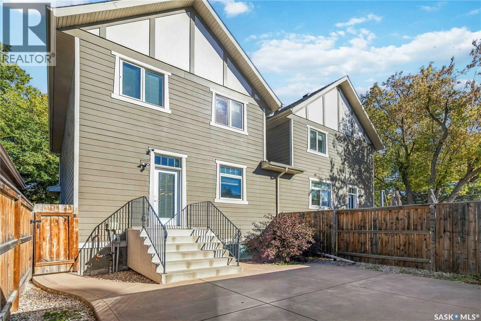 738 4th STREET E, Saskatoon — photo 3