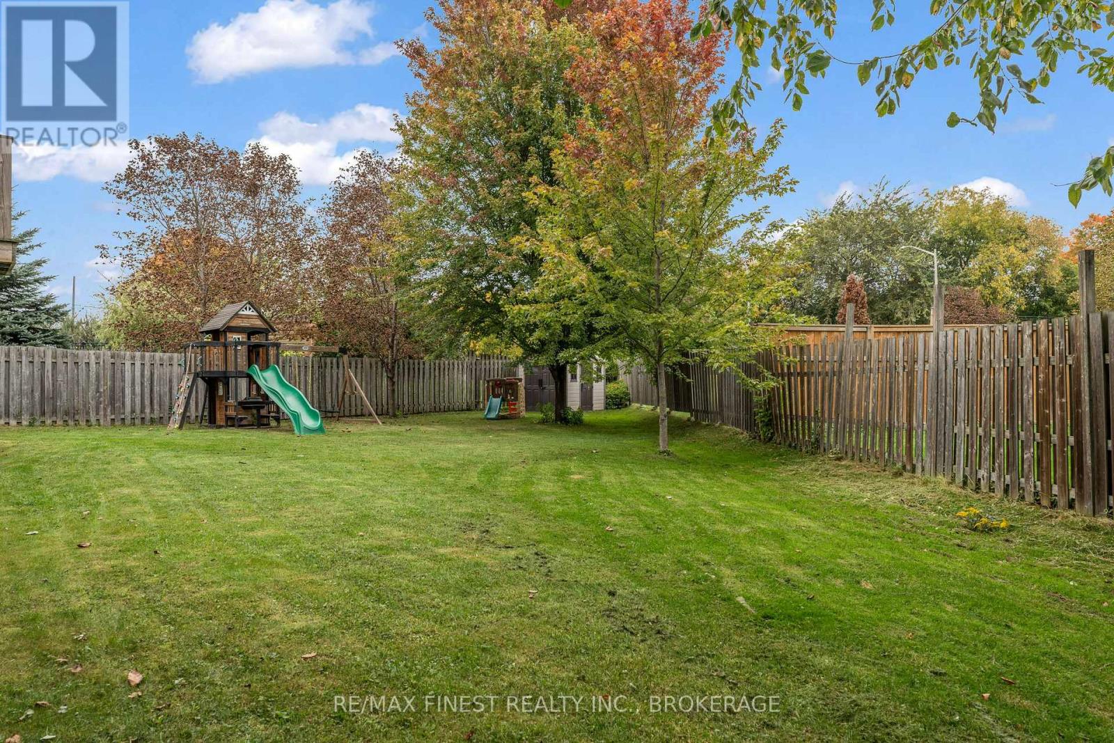 141 BENJAMIN COURT - Image 45