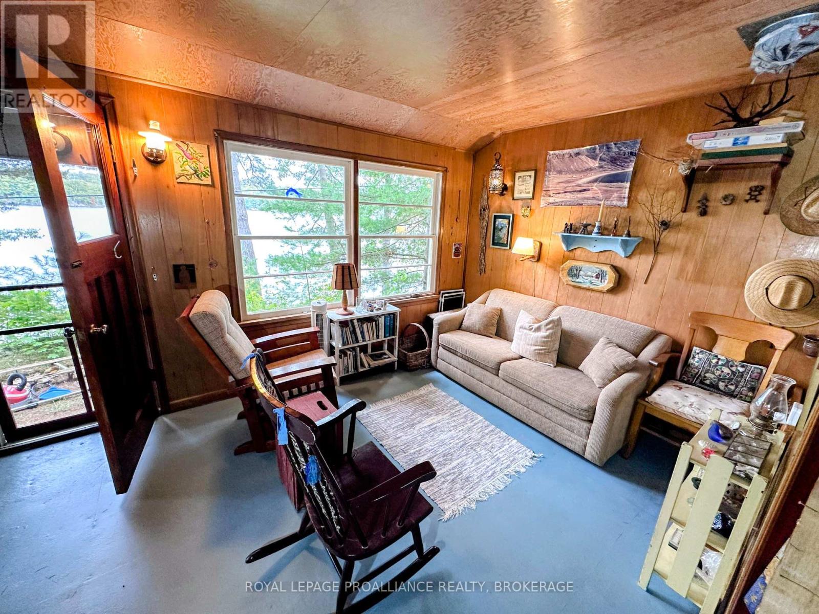 1256 ROSE LANE - 11