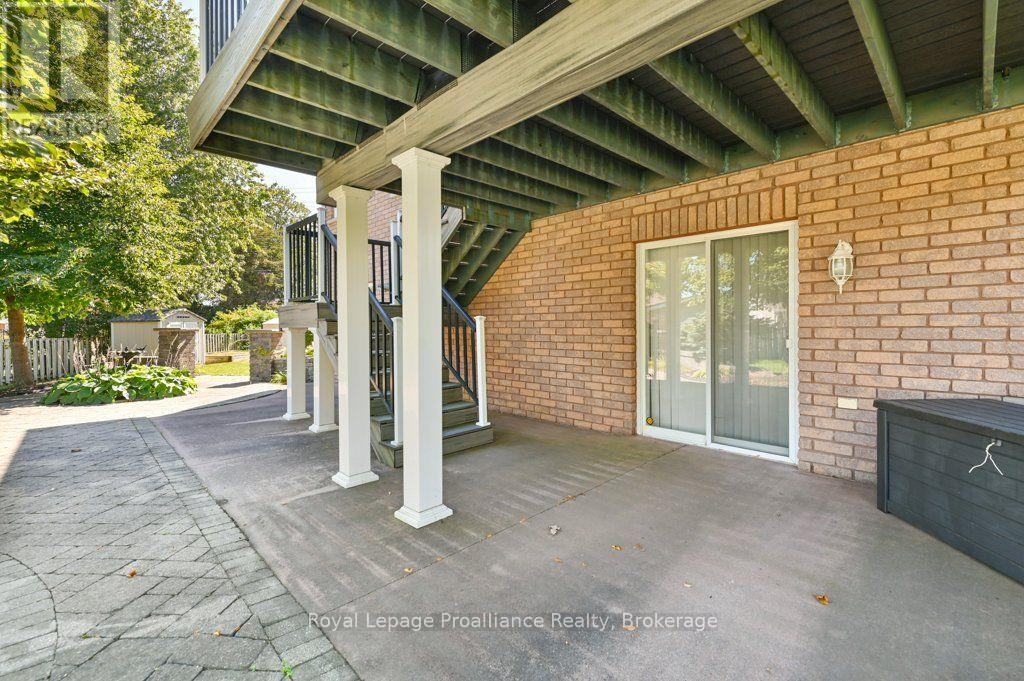 128 Maple Drive, Belleville, ON photo 38