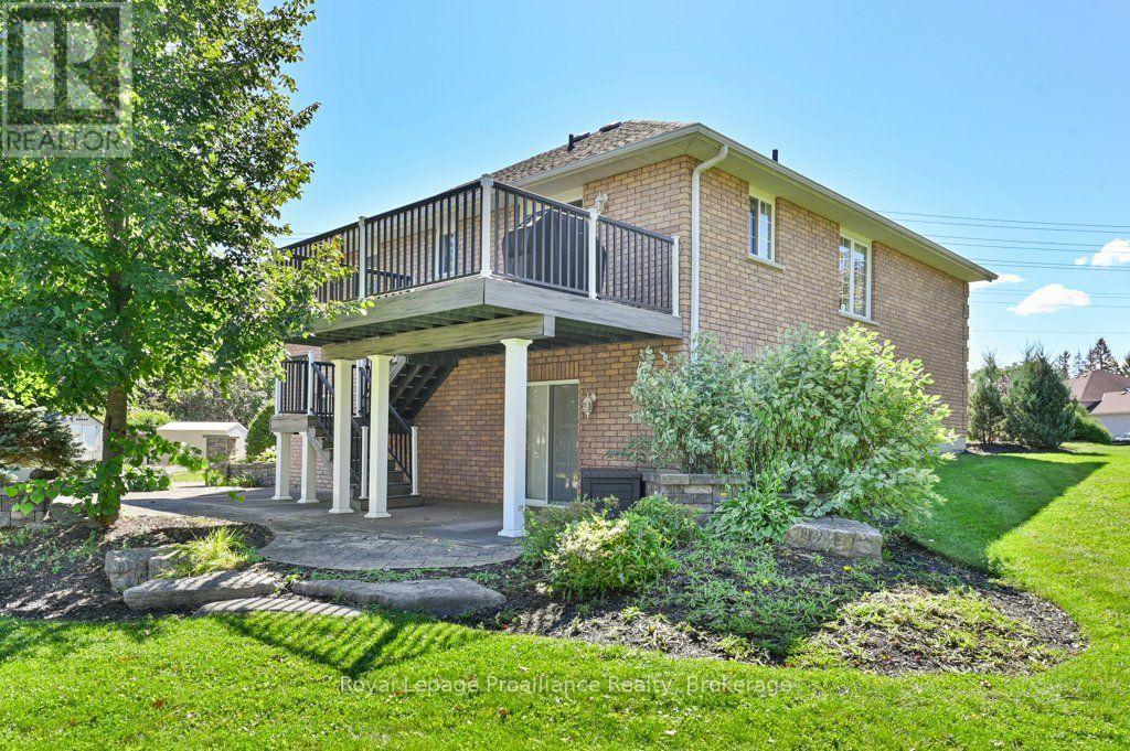 128 Maple Drive, Belleville, ON photo 40