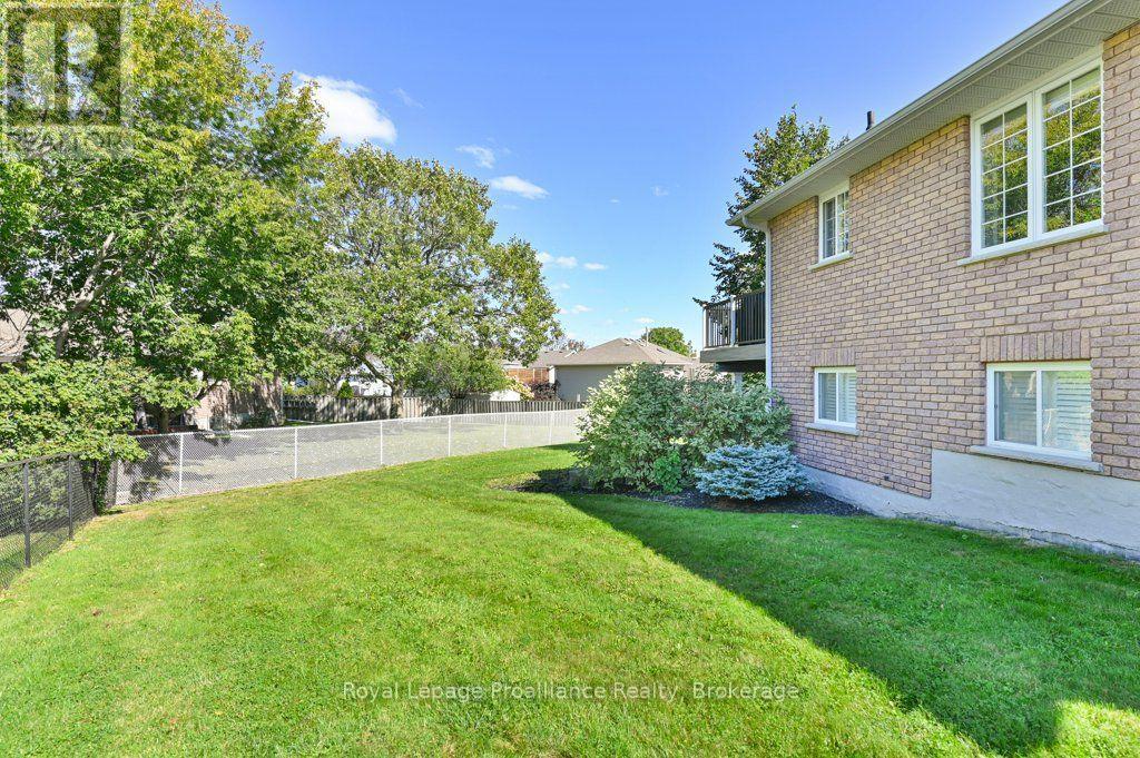 128 Maple Drive, Belleville, ON photo 42
