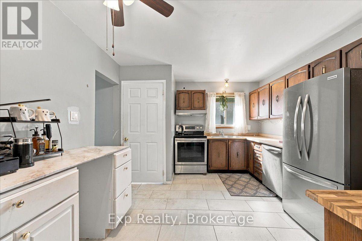 804 Sherbrooke Street, Peterborough, ON photo 14