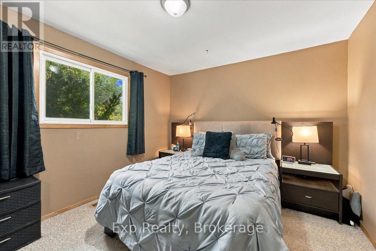 804 Sherbrooke Street, Peterborough, ON photo 21