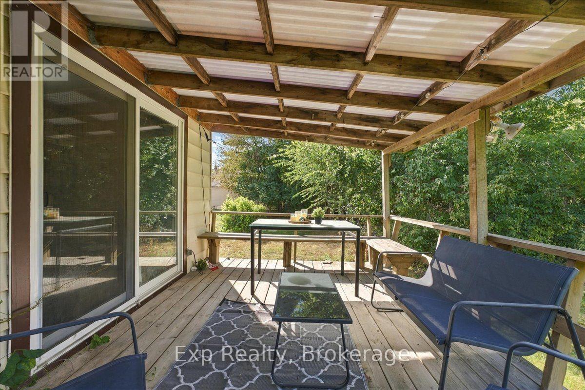 804 Sherbrooke Street, Peterborough, ON photo 39