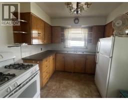 1915 1 Avenue N - photo 3