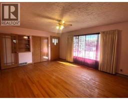 1915 1 Avenue N - photo 6