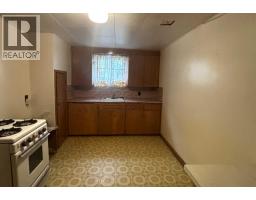 1915 1 Avenue N - photo 12