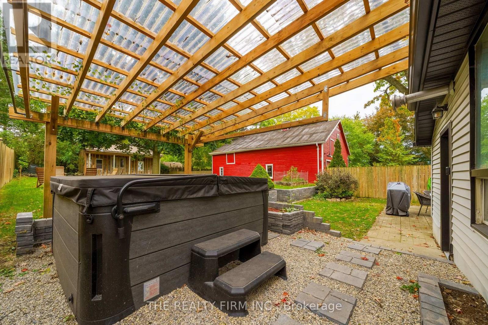94 MCKELLAR STREET - Image 32