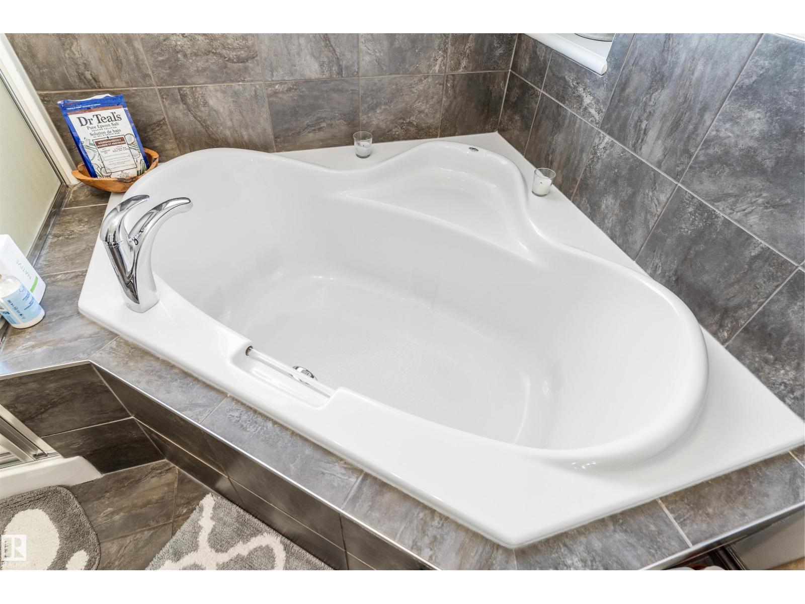 98 GALLOWAY WD - Image 25