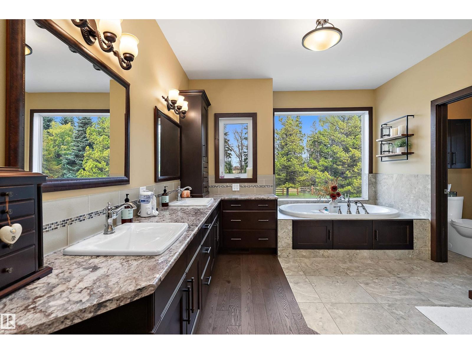 #134 54500 LAC STE ANNE - 35