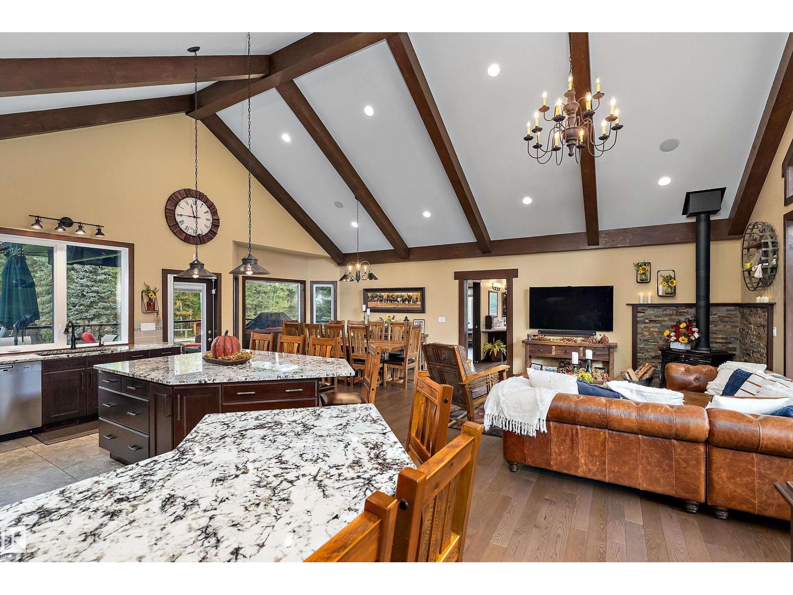 #134 54500 LAC STE ANNE - 73