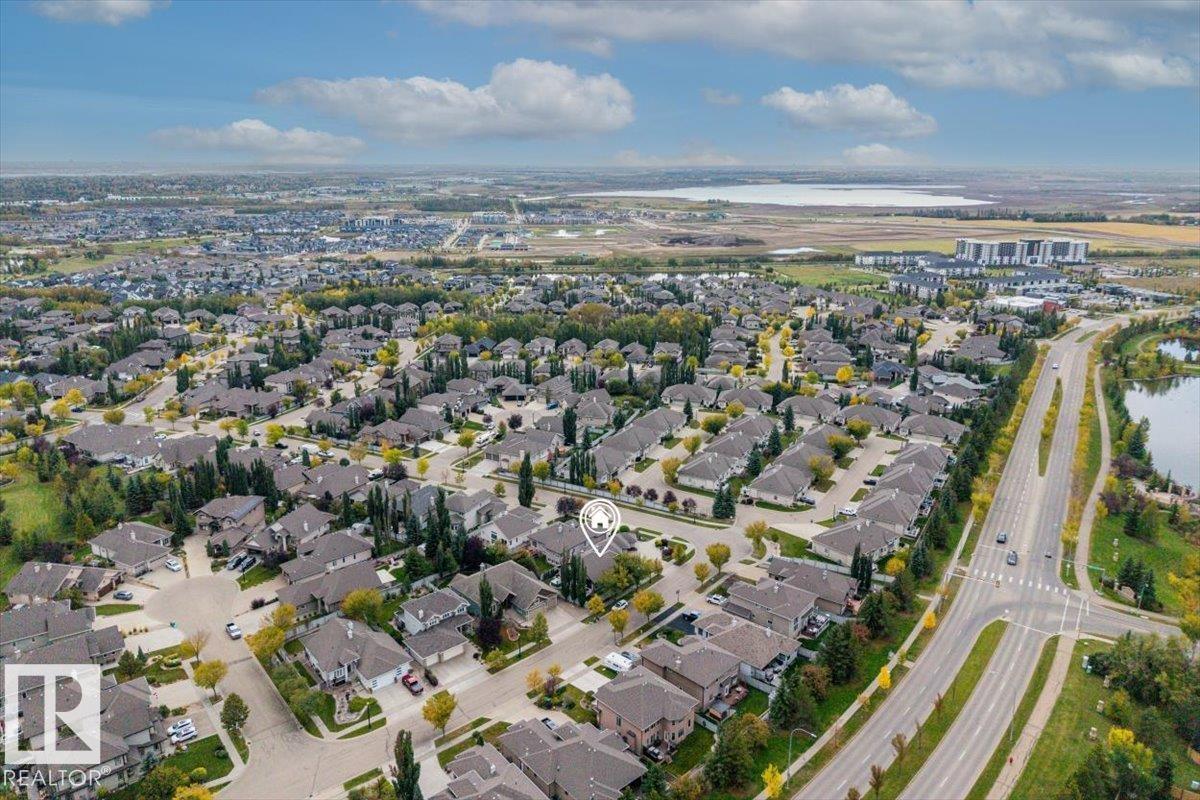 60 LAFLEUR DR - 52