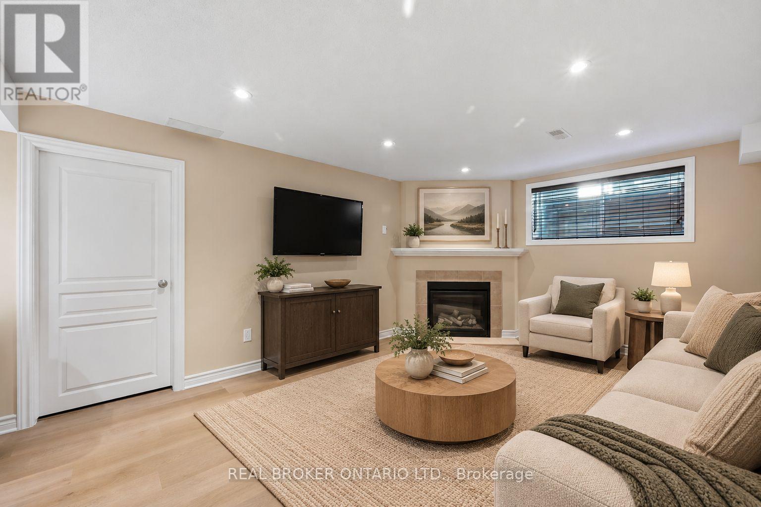 2221 ANGELICA AVENUE - Image 34