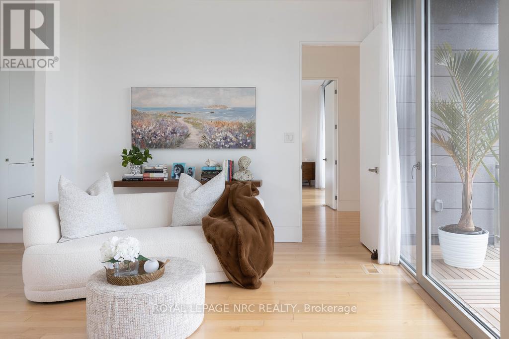 2705 MAPLE STREET - Image 27