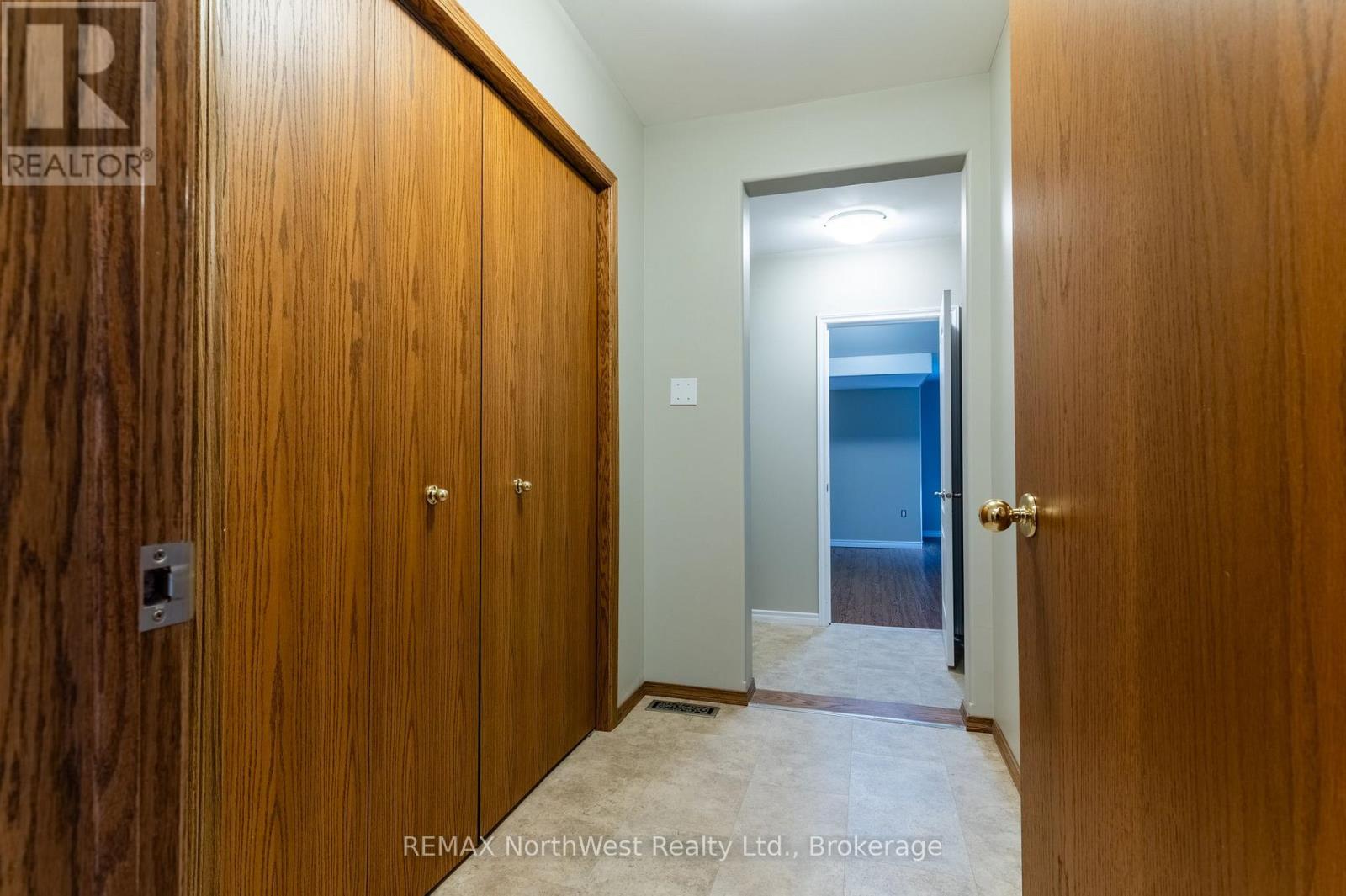 #336 1/2 336-336 1/2 SECOND AVENUE EAST AVENUE S - 20