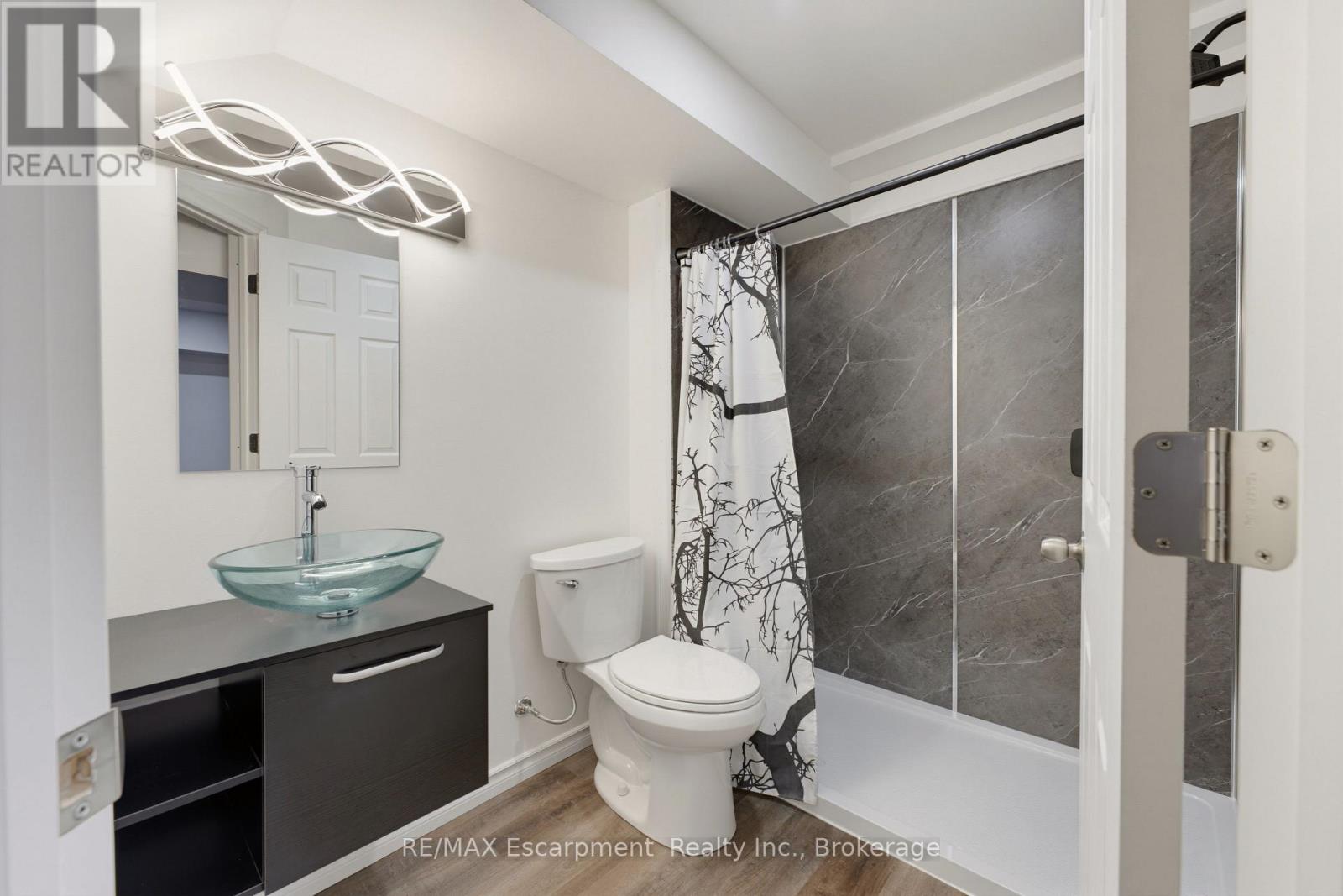 62 POTTERS WAY - Image 26