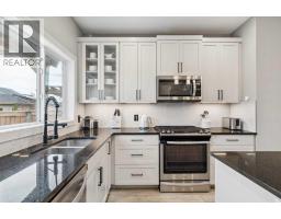 454 Walgrove Way Se, Calgary, AB T2X4E9 Photo 13