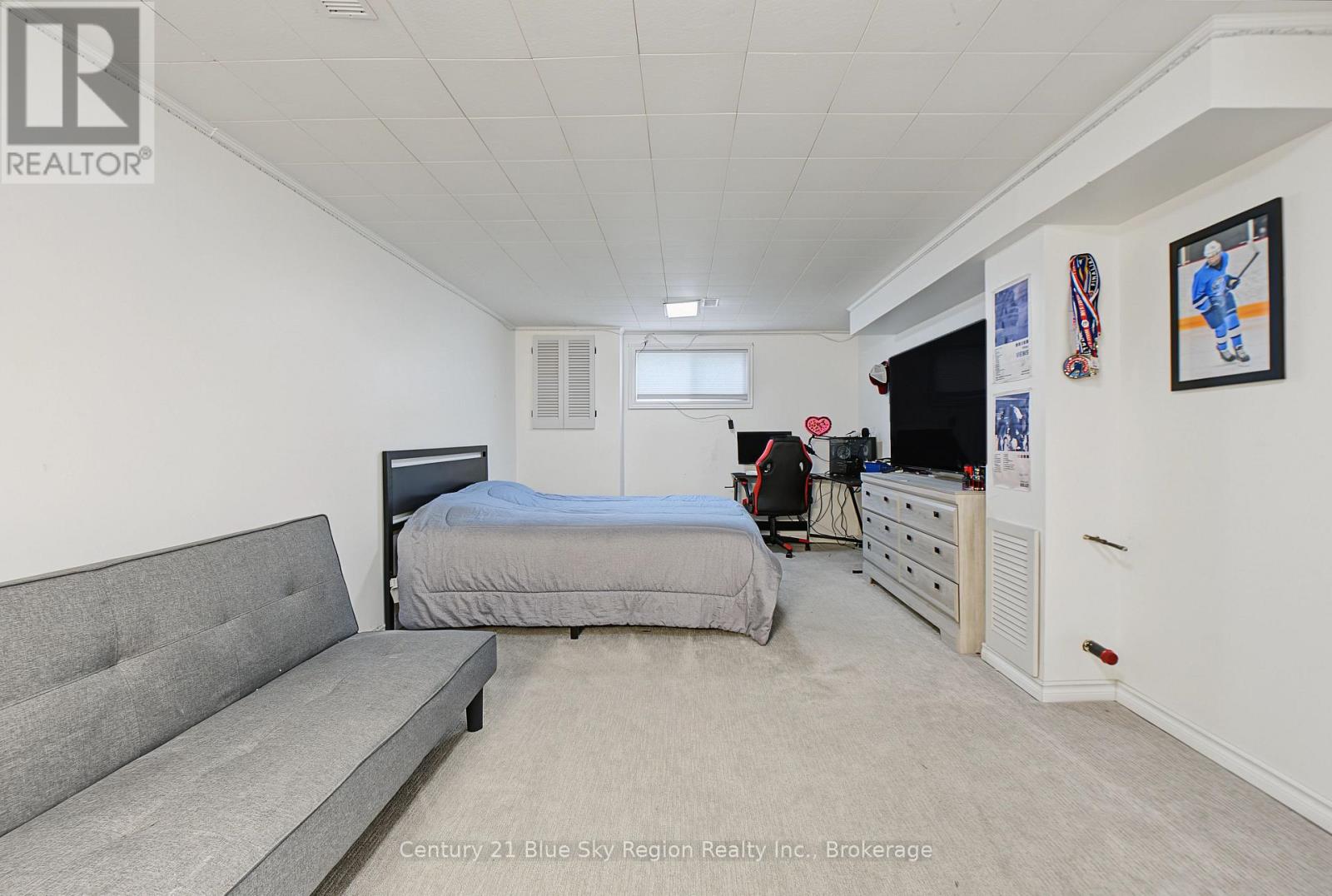 188 MARSHALL PARK DRIVE - 34