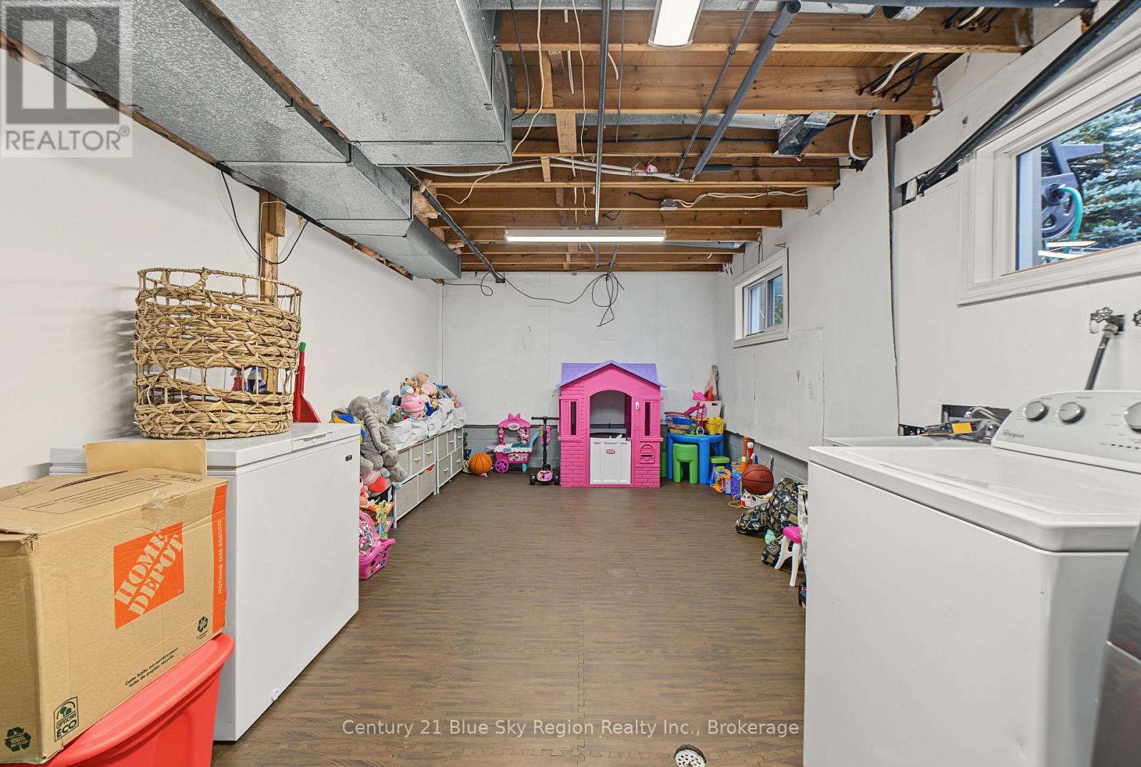 188 MARSHALL PARK DRIVE - 37