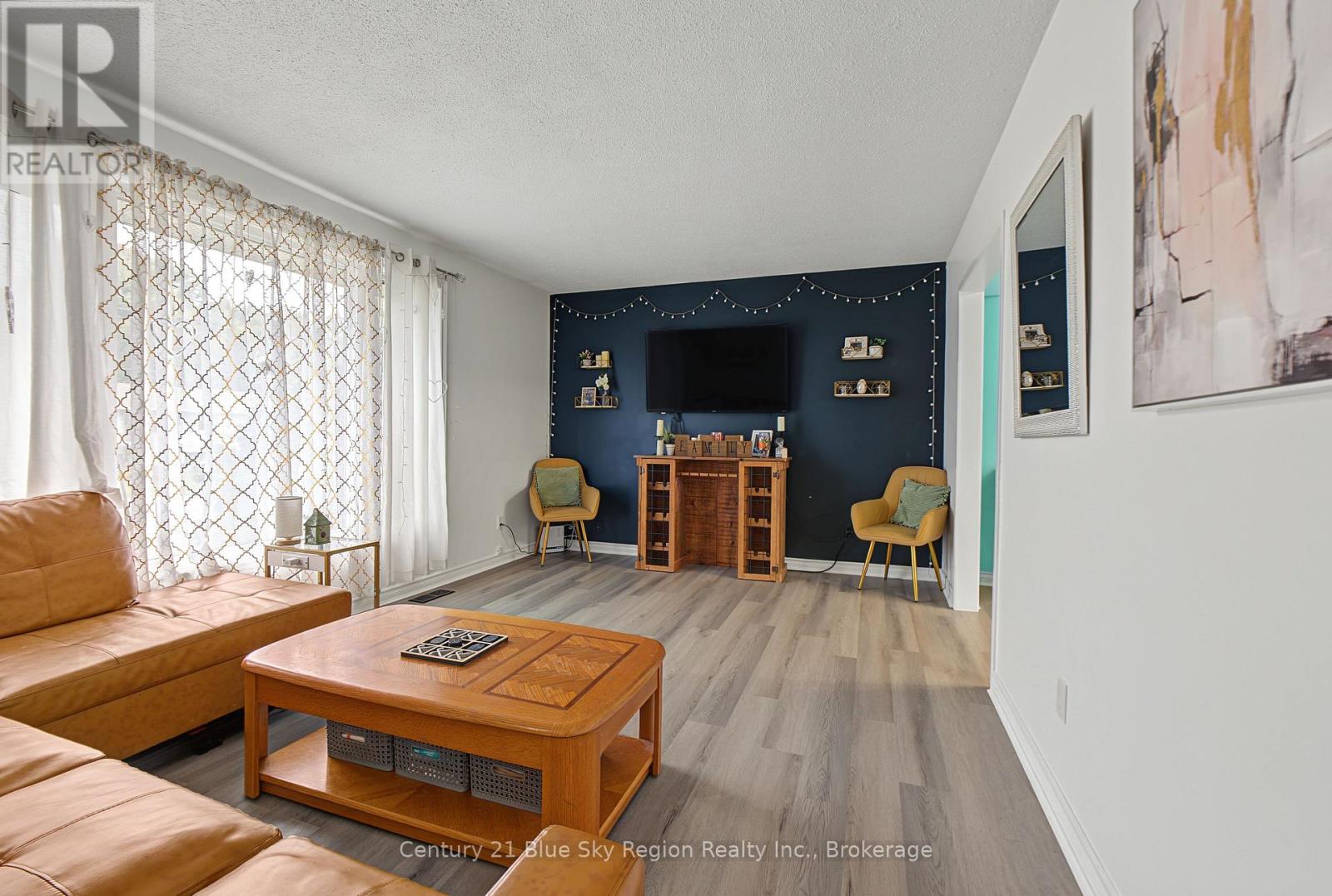 188 MARSHALL PARK DRIVE - Image 8
