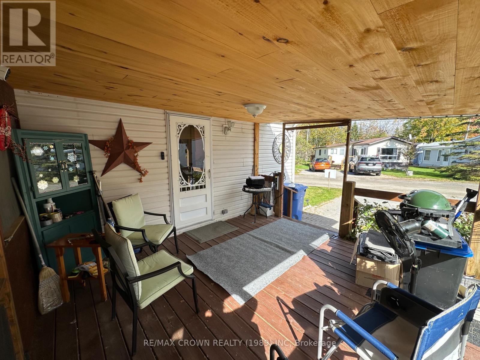 #27 395 RIVERBEND ROAD - 12