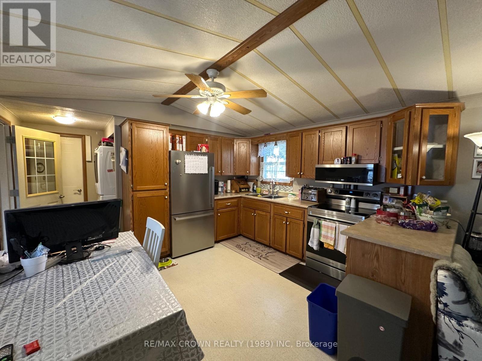 #27 395 RIVERBEND ROAD - 18