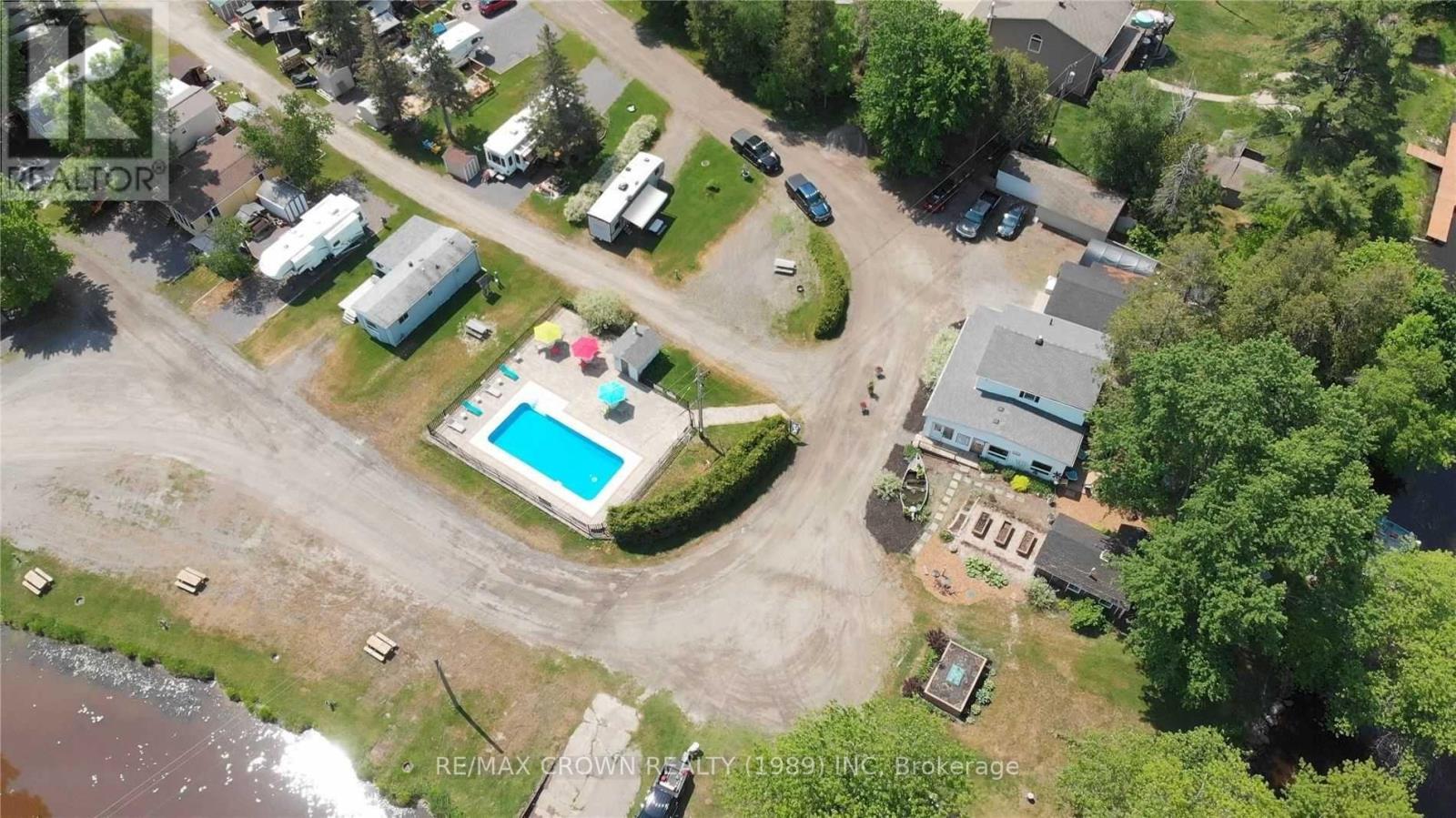 #27 395 RIVERBEND ROAD - Image 35