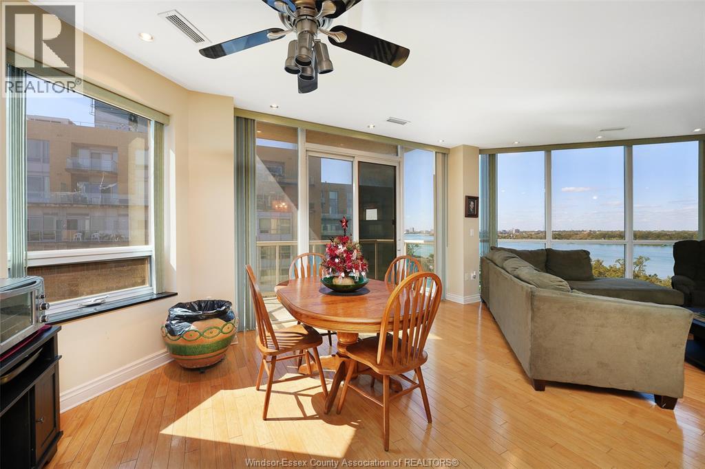 #901 4955 Riverside DRIVE East - 17