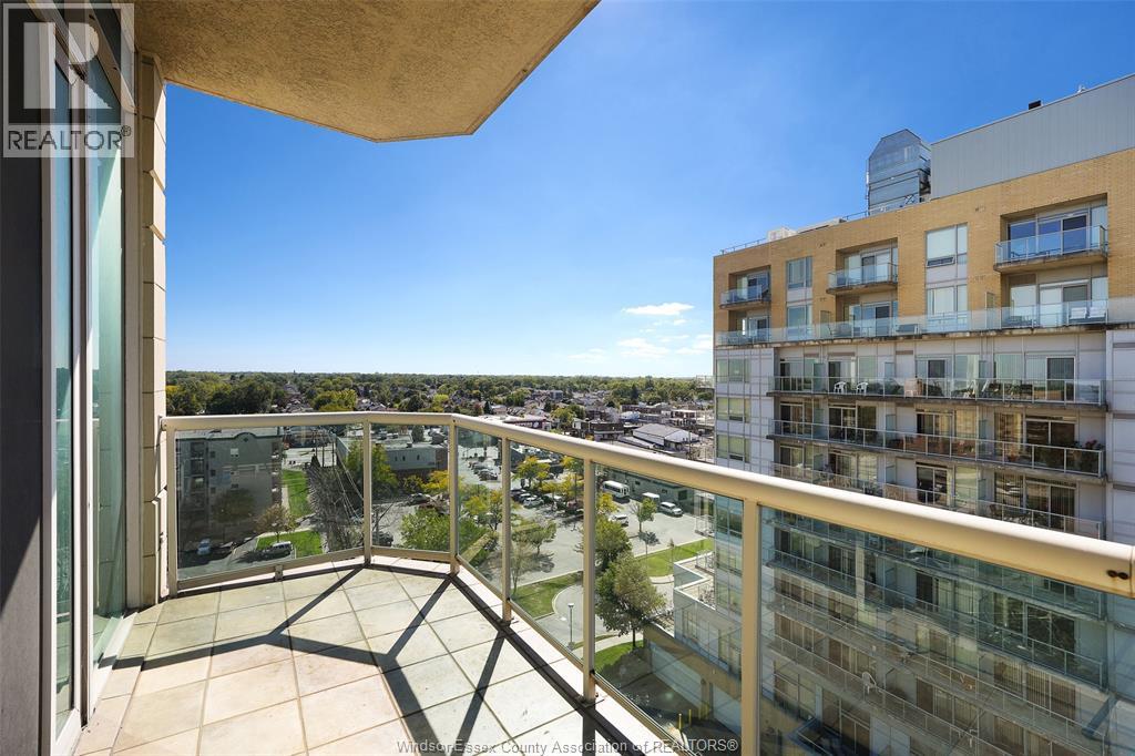 #901 4955 Riverside DRIVE East - 24