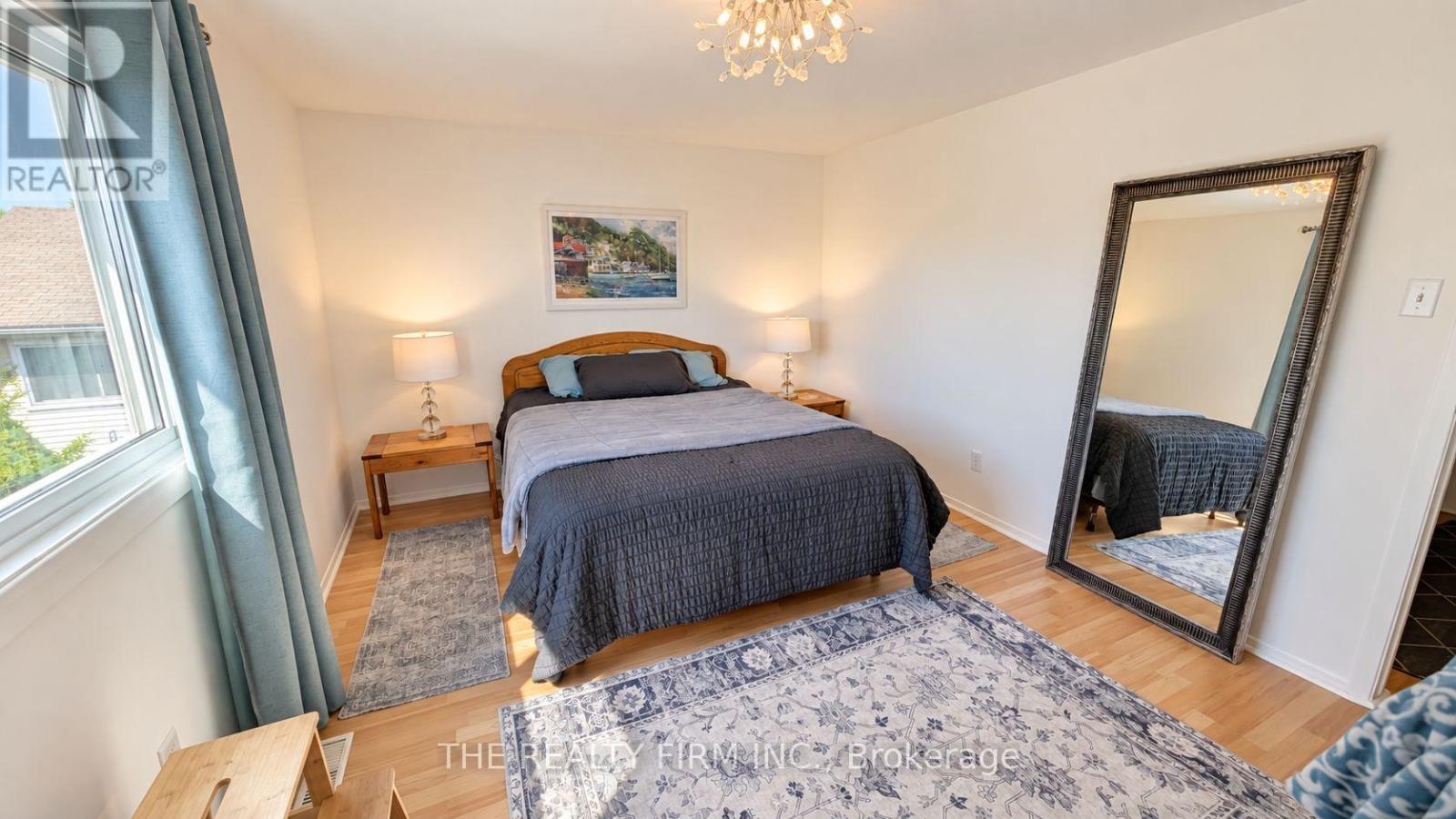 #32 110 DEVERON CRESCENT - 19