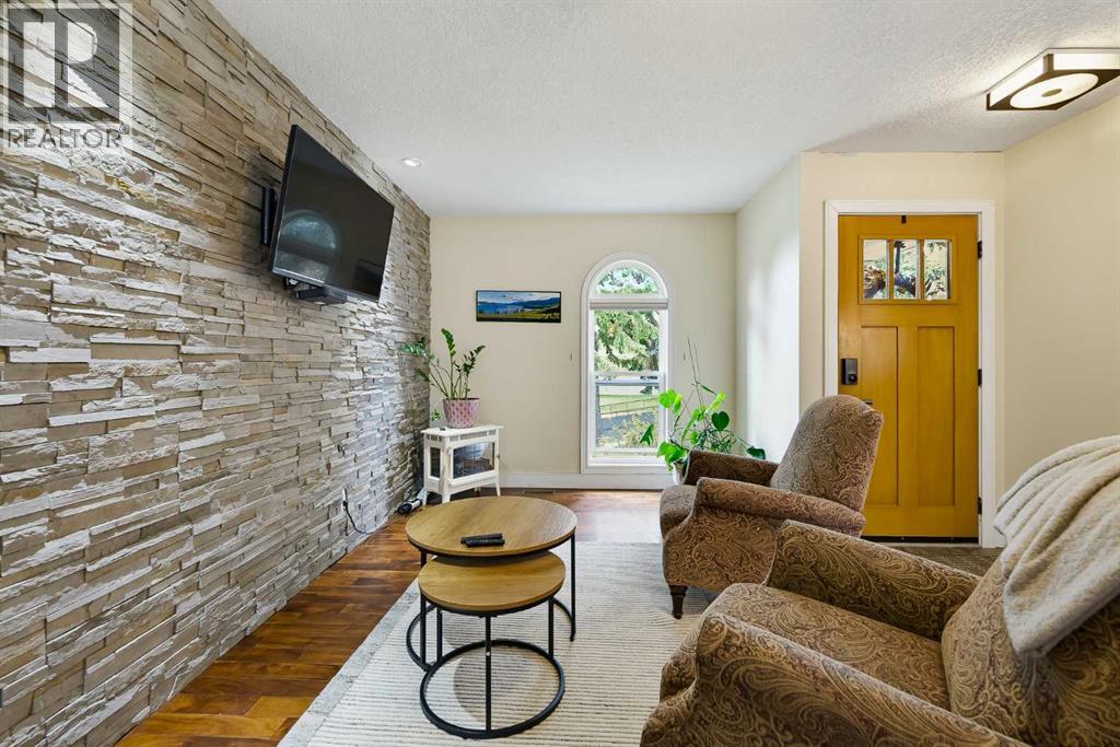 716 Seymour Avenue SW - 10