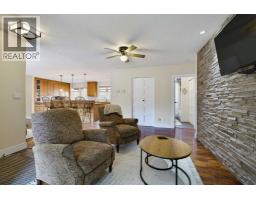 Laundry room - 716 Seymour Avenue Sw, Calgary, AB T2W0N4 Photo 12