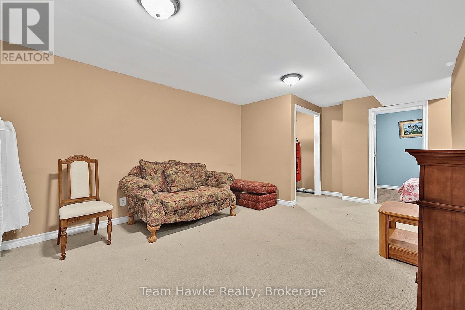 1 Samantha Lane, Midland photo 25