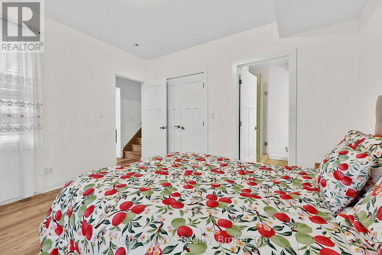 1 Samantha Lane — photo 16