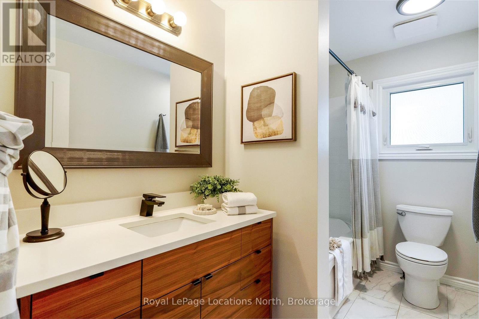 390 SECOND STREET - 20