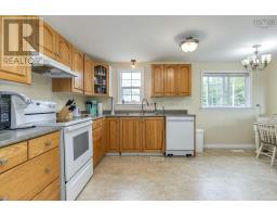 121 Milo Terrace, Beaver Bank, NS B4E1N5 Photo 11