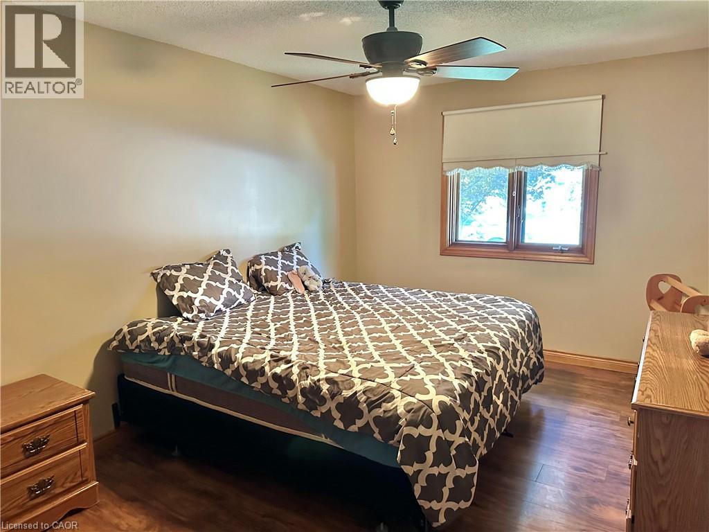 38 MANN Avenue - 10