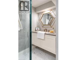 896 Eagle Drive, Burlington, ON L7T3A4 Photo 32