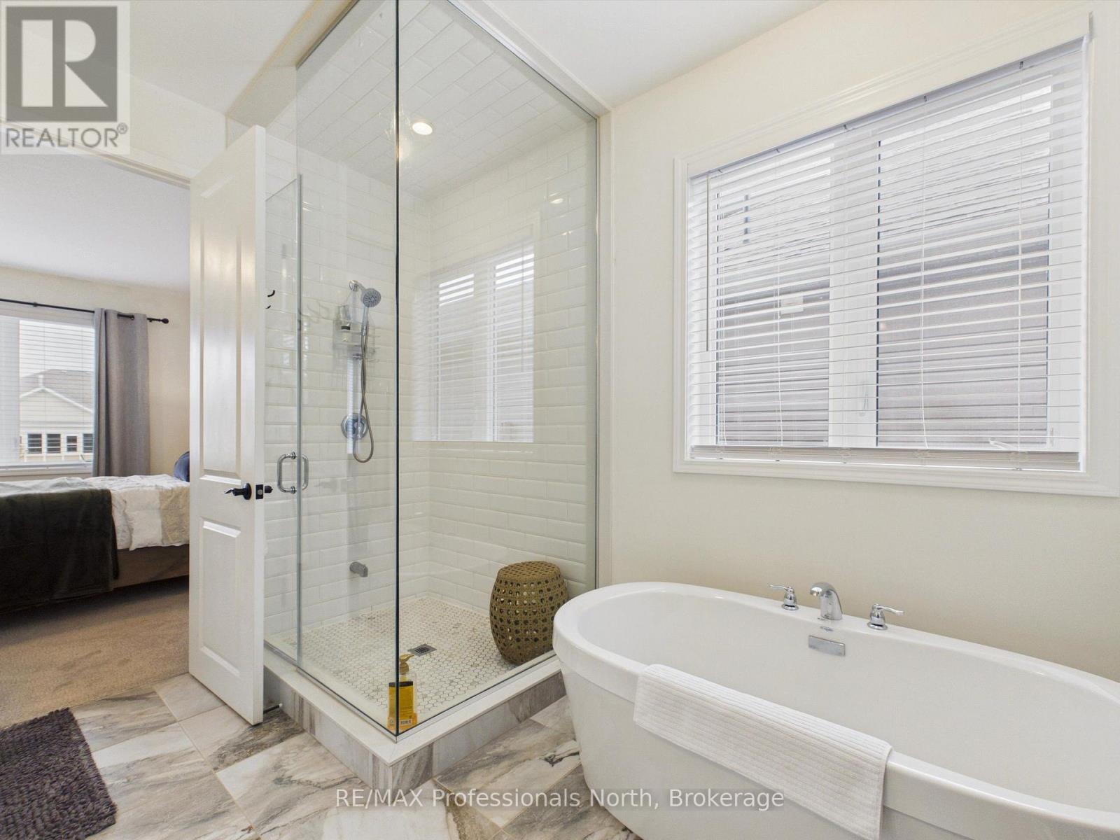 42 CHAMBERY STREET - 22