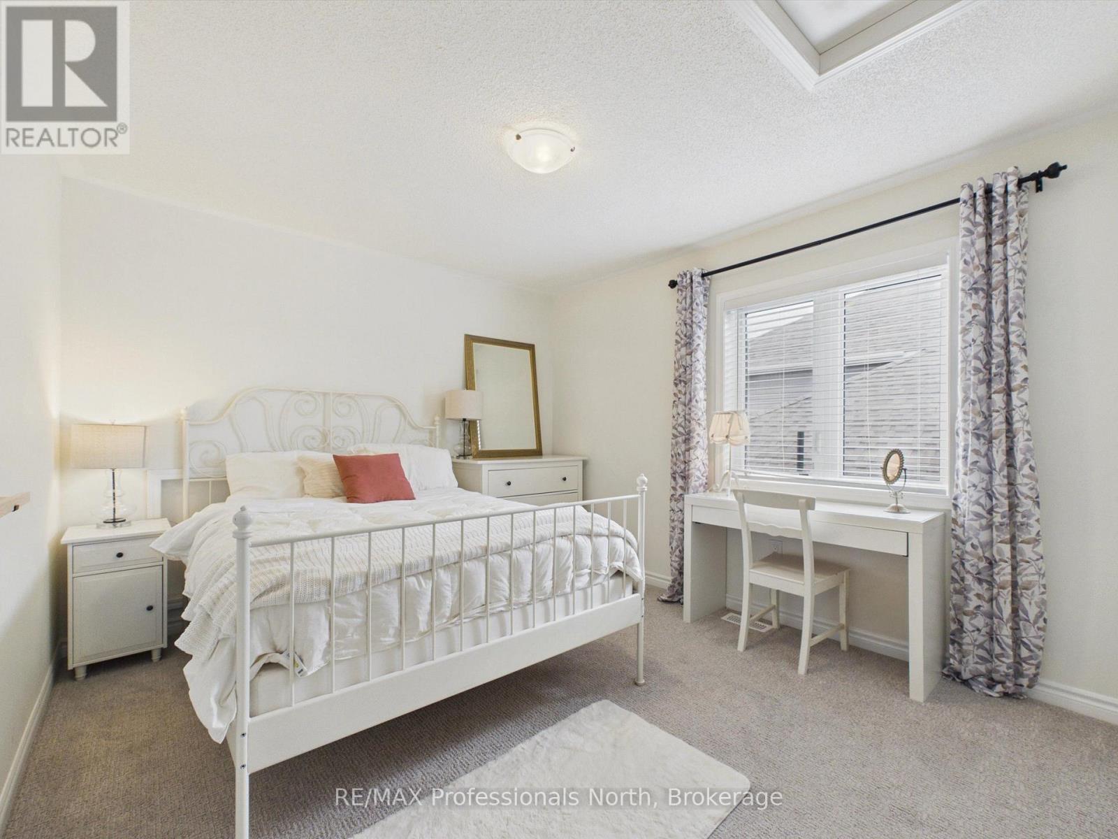 42 CHAMBERY STREET - 31