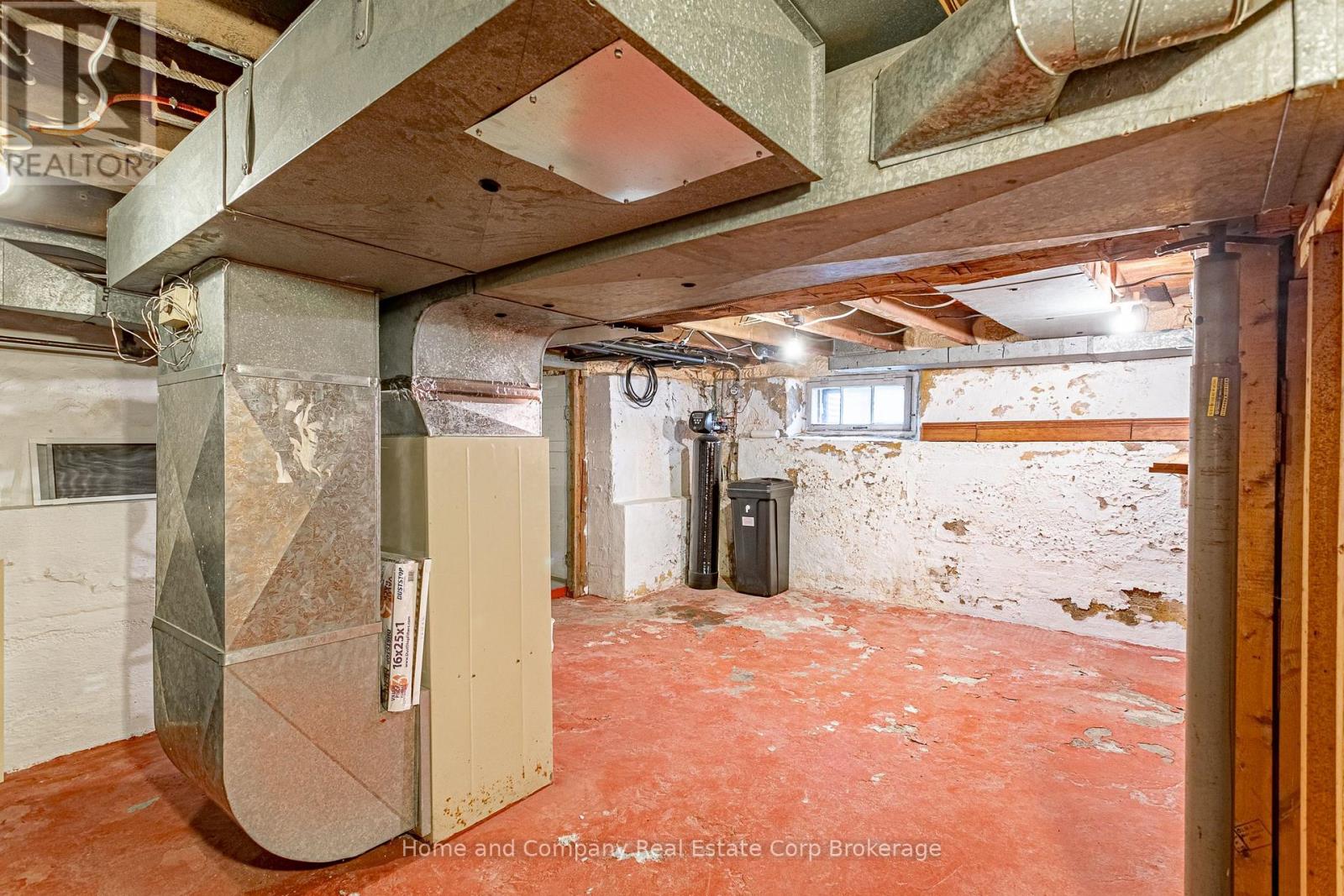 105 CENTRE STREET - Image 25